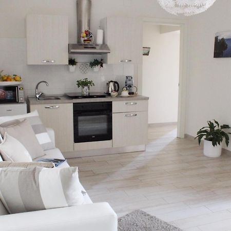 Vesuvio House Appartamento Indipendente E Centrale Sant'Agnello Buitenkant foto