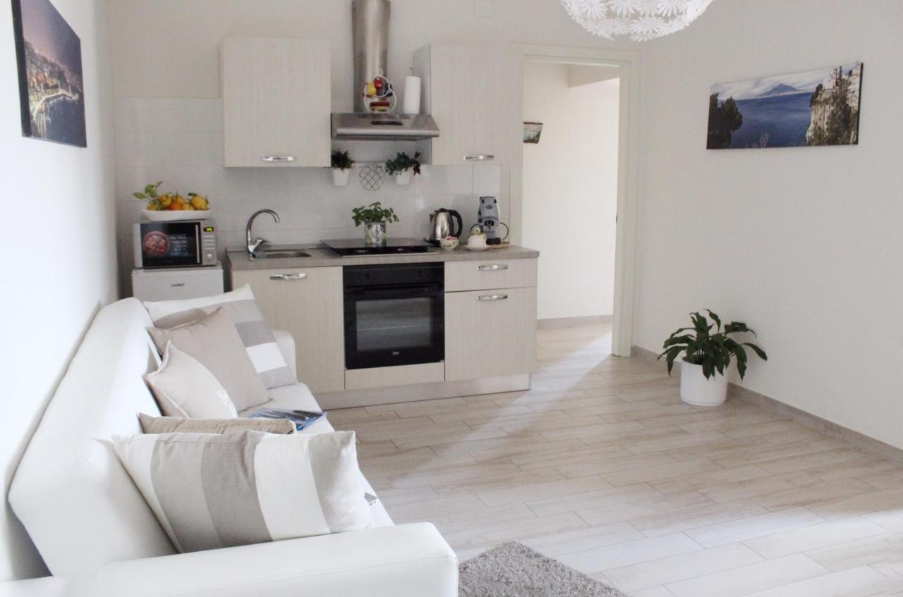 Vesuvio House Appartamento Indipendente E Centrale Sant'Agnello Buitenkant foto